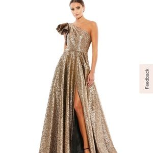 COPY - Stunning one shoulder metallic ball gown, Mac Duggal